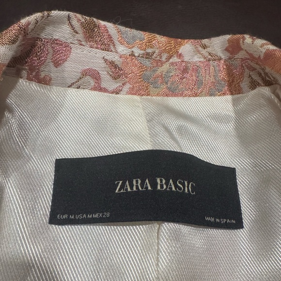 Zara Floral Blazer with Pink and Brown Hues - Picture 6 of 7